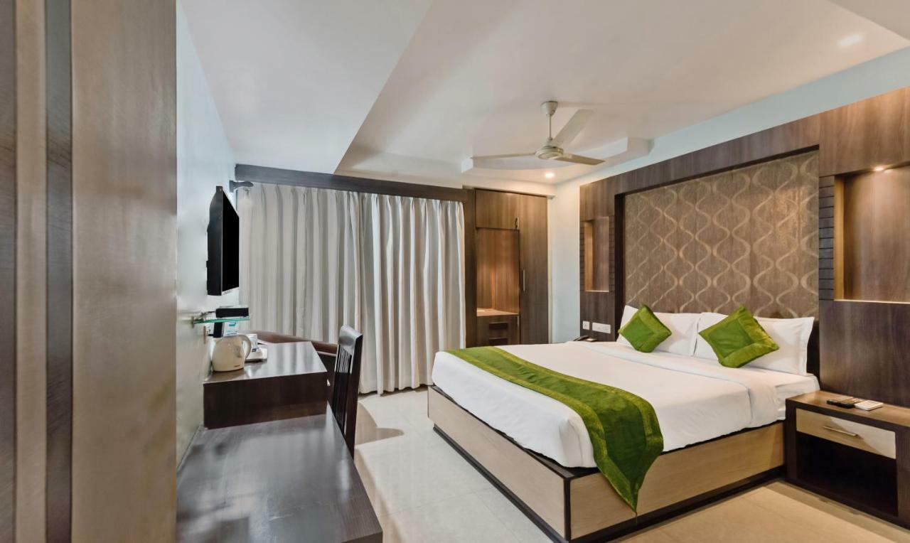 Oyo 3811 Geetanjali Regency Hotell Calcutta Exteriör bild