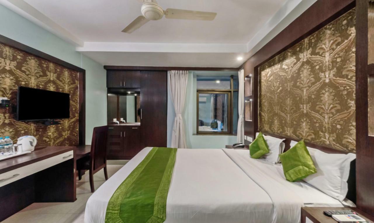 Oyo 3811 Geetanjali Regency Hotell Calcutta Exteriör bild