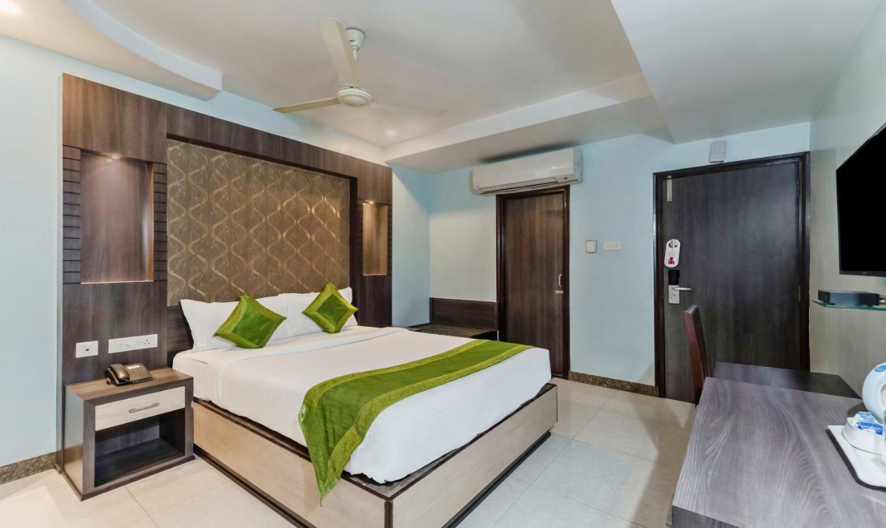 Oyo 3811 Geetanjali Regency Hotell Calcutta Exteriör bild