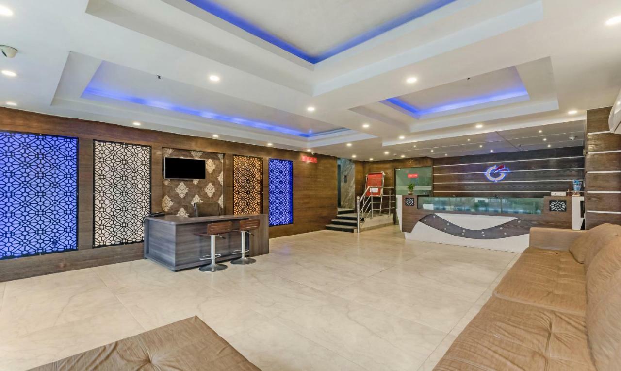 Oyo 3811 Geetanjali Regency Hotell Calcutta Exteriör bild