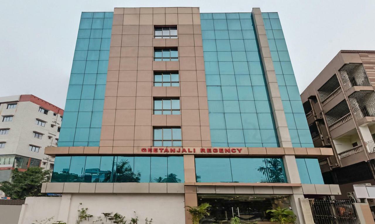 Oyo 3811 Geetanjali Regency Hotell Calcutta Exteriör bild