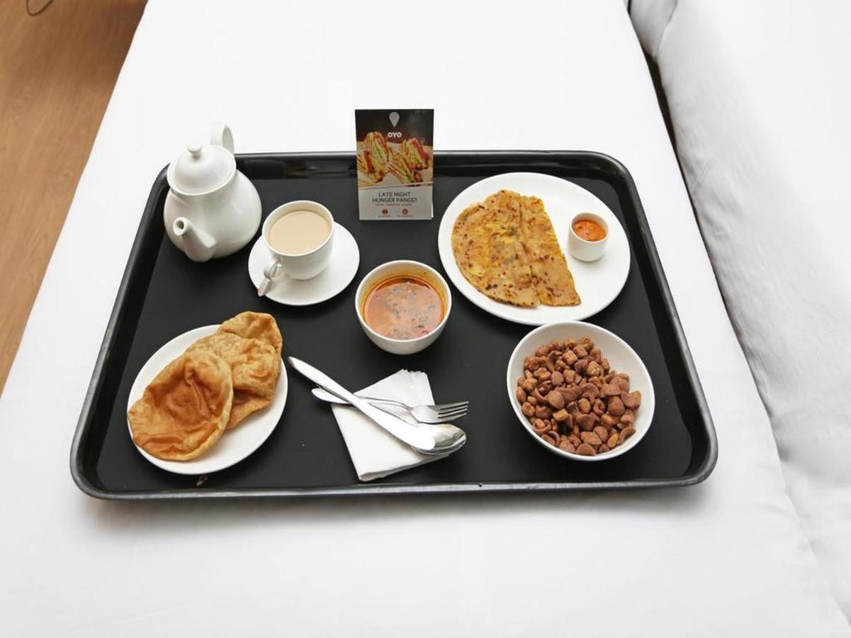 Oyo 3811 Geetanjali Regency Hotell Calcutta Exteriör bild